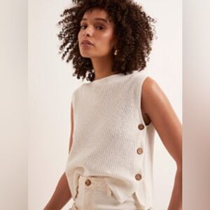 Side Buttons Ribbed Sweater Vest